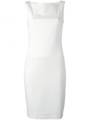 Приталенное платье Les Copains. Цвет: белый