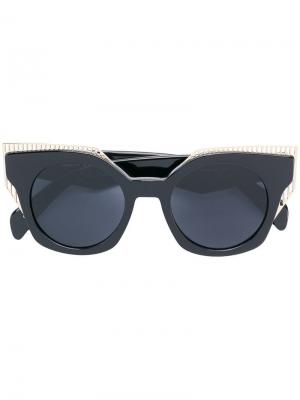 Декорированные солнцезащитные очки с затемненными линзами Oxydo. Цвет: черный