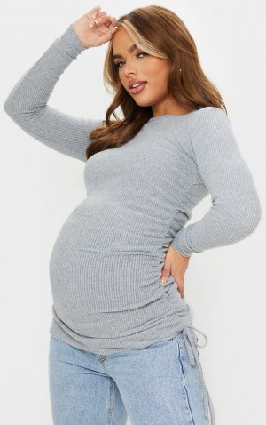 Серый топ с длинными рукавами и сборками в рубчик для беременных PrettyLittleThing