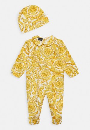 Пижамы GIFT SET JERSEY BAROCCO KIDS UNISEX , цвет bianco+oro Versace