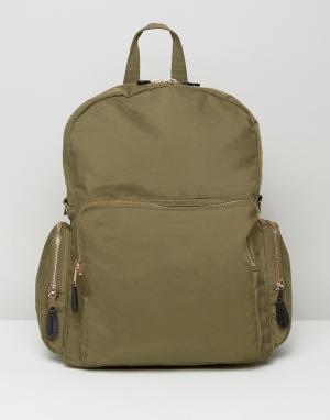 Рюкзак в стиле милитари с карманами Monki. Цвет: зеленый