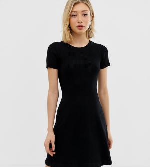 Короткое приталенное трикотажное платье в рубчик -Черный Noisy May Petite