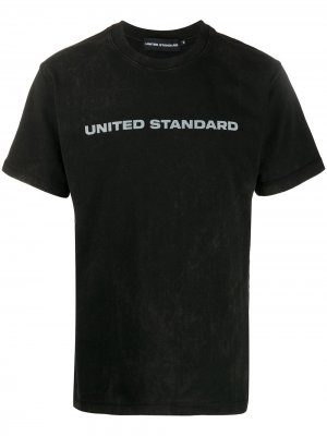 Футболка с круглым вырезом и логотипом United Standard. Цвет: черный
