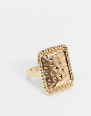 Золотистое кольцо с декором в виде прямоугольной чеканной плашки -Золотой Liars & Lovers