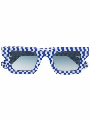Солнцезащитные очки в квадратной оправе Etnia Barcelona. Цвет: синий