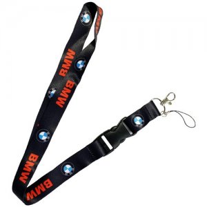 Тканевый шнурок на шею для ключей / Тканевая лента Ланьярд с карабином Mashinokom. Цвет: черный/красный
