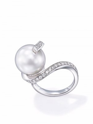 Платиновое кольцо Aurora с жемчугом и бриллиантами TASAKI. Цвет: серебристый