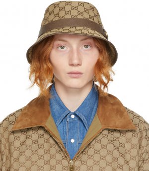 Бежево-коричневая парусиновая шляпа GG Fedora Gucci