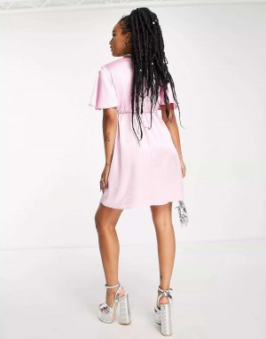 Розовое атласное мини-платье с воланами London Petite развевающимися рукавами Flounce
