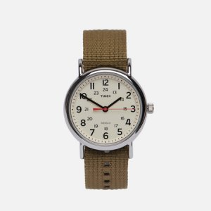 Наручные часы Weekender Timex. Цвет: оливковый
