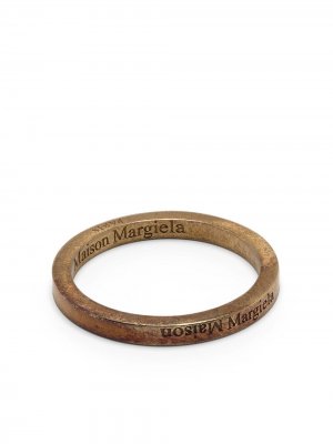 Кольцо с гравировкой логотипа Maison Margiela. Цвет: золотистый