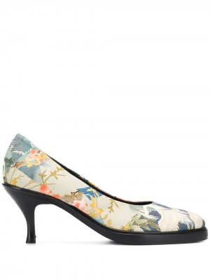 Туфли-лодочки с цветочным принтом A.F.Vandevorst. Цвет: нейтральные цвета