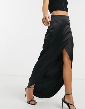 Черная присборенная атласная юбка мидакси с разрезом до бедра Plus-Черный цвет Flounce London