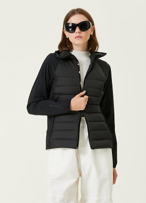 Черное пальто с капюшоном Moncler. Цвет: черный