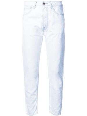 Классические укороченные джинсы Bassike. Цвет: синий