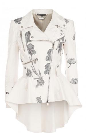 Кожаная куртка с оборкой и контрастной вышивкой Alexander McQueen. Цвет: белый