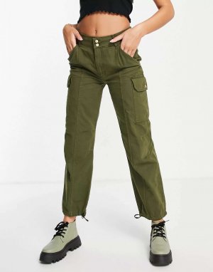 Укороченные брюки карго прямого кроя цвета хаки Pull&Bear. Цвет: хаки