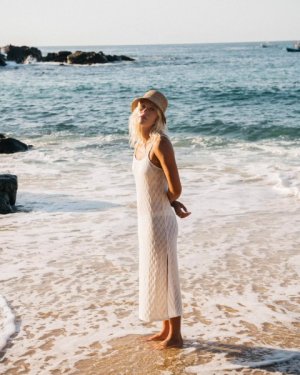 Женское пляжное платье Day Dream Billabong. Цвет: salt crystal