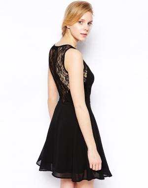Вечернее платье с кружевной отделкой на спинке Hearty Party Sugarhill Boutique. Цвет: черный