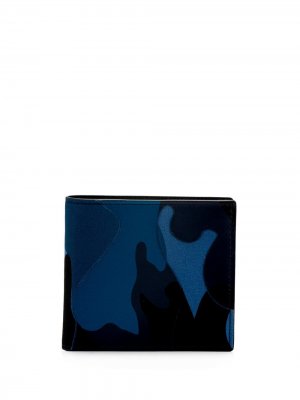 Бумажник с камуфляжным принтом Valentino Garavani. Цвет: синий