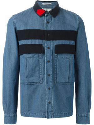 Джинсовая рубашка с панельным дизайном Andrea Pompilio. Цвет: синий