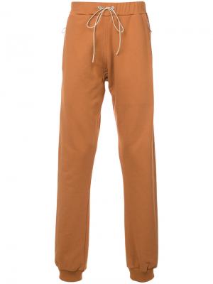 Спортивные брюки Mr. Completely. Цвет: жёлтый и оранжевый