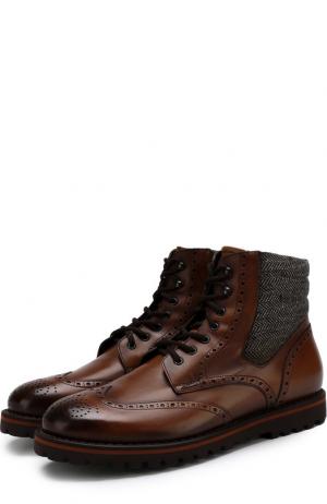 Кожаные ботинки с брогированием и внутренней меховой отделкой W.Gibbs. Цвет: коричневый