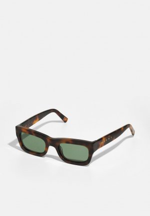 Солнцезащитные очки Marni