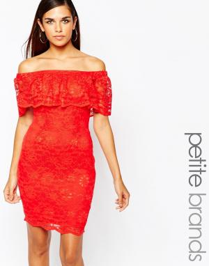 Двухслойное облегающее платье с открытыми плечами Lipstick Boutique Pe Petite. Цвет: красный