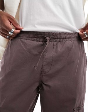Темно-коричневые зауженные брюки-карго с эластичной резинкой на талии ASOS