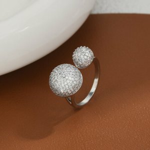 Кольцо , циркон, размер M, серебряный Fashion jewelry. Цвет: серебристый