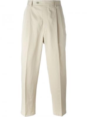 Укороченные брюки со складками Lc23. Цвет: телесный