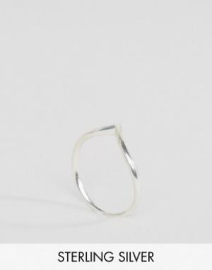 Серебряное V-образное кольцо Fashionology. Цвет: серебряный