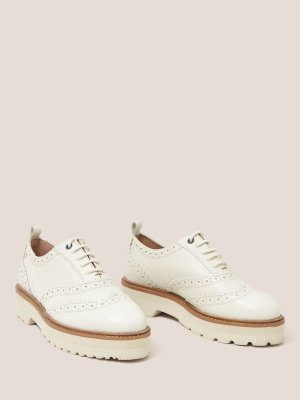 Кожаные туфли-броги на шнуровке , белый White Stuff