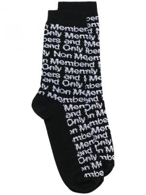 Носки с графическим принтом Stella McCartney. Цвет: серый