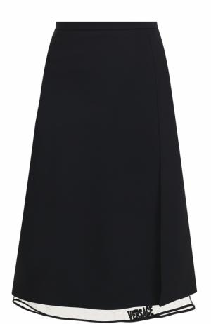 Однотонная юбка-миди с прозрачной вставкой Versace. Цвет: черный