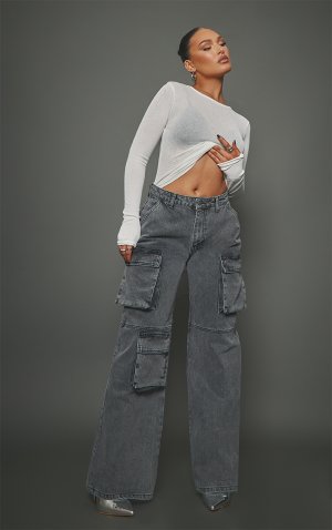 Серые мешковатые джинсы-бойфренды с низкой посадкой и кислотной потертостью PrettyLittleThing