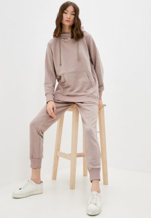 спортивный костюм опт мода. 115387464f26ffbaab8fd05f74019430. спортивный костюм опт мода фото. спортивный костюм опт мода-115387464f26ffbaab8fd05f74019430. картинка спортивный костюм опт мода. картинка 115387464f26ffbaab8fd05f74019430. Спортивный костюм – неотъемлемая часть гардероба у любого человека. Где бы ты не был: в путешествии или за городом, или на пробежке, тебе всегда хочется выглядеть красиво и стильно, и при этом одежда должна быть свободной и легкой. Мы девушки – такие модницы, для каждого случая должен быть отдельный наряд, а ещё нужен такой, в котором и на прогулку выйти, и в магазин, и вообще, куда угодно. Тут-то как раз и подойдет лёгкий, удобный спортивный костюм. В тренде сейчас спорт-шик, поэтому футболки с длинными и короткими рукавами, с яркими вставками, современными принтами и штаны с лампасами и манжетой – это как раз то, что нужно.