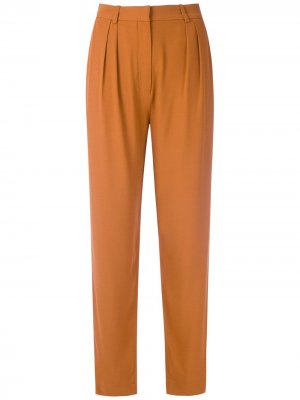 Зауженные брюки со складками Andrea Marques. Цвет: коричневый
