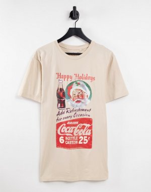 Винтажная новогодняя футболка песочного цвета с надписью Coca Cola Happy Holiday-Светло-бежевый цвет MERCH CMT LTD