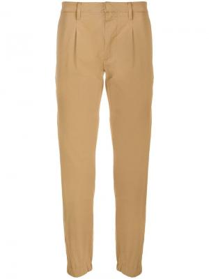 Повседневные укороченные брюки-чинос Paolo Pecora. Цвет: коричневый