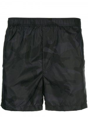 Camouflage print swim shorts Valentino. Цвет: черный