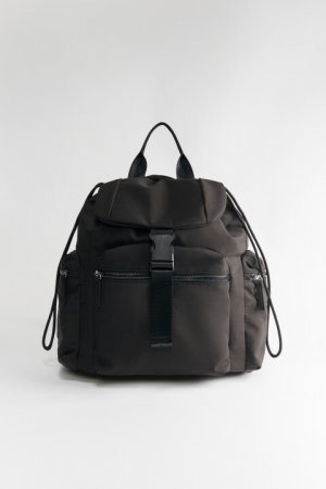 Рюкзак текстильный с наружным карманом befree. Цвет: черный