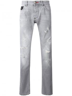 Прямые рваные джинсы Philipp Plein. Цвет: серый