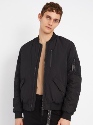 Утеплённая куртка-бомбер укороченного фасона на синтепоне zolla. Цвет: черный