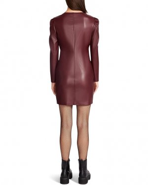 Платье Hook Front Vegan Leather Mini Dress, бордовый Betsey Johnson