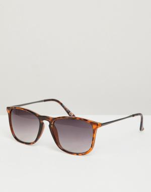 Темно-коричневые квадратные солнцезащитные очки River Island. Цвет: коричневый