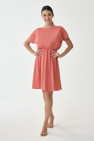 Пудровое платье с короткими рукавами-парео , розовый Dagi