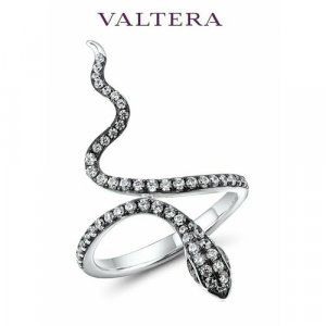 Перстень , серебро, 925 проба, родирование, фианит, серебряный VALTERA. Цвет: серебристый/серебряный
