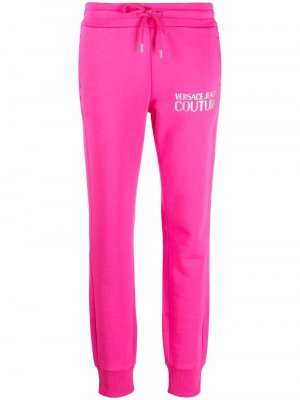 Спортивные брюки с логотипом Versace Jeans Couture. Цвет: розовый
